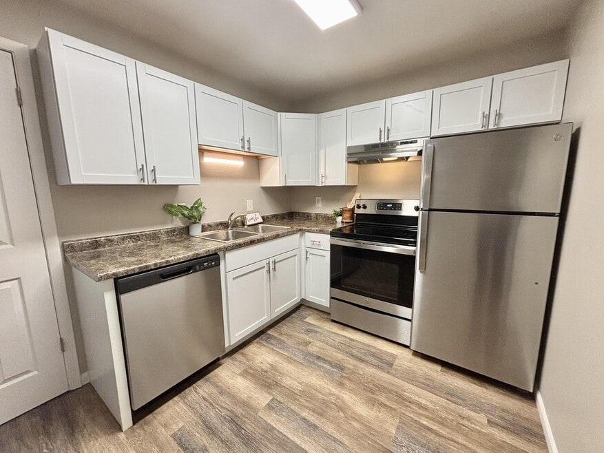 The Ridge Apartments