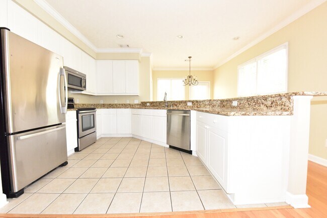 Building Photo - 1616 Over Cup Cir