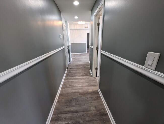 Foto del edificio - 4213 W 13th St