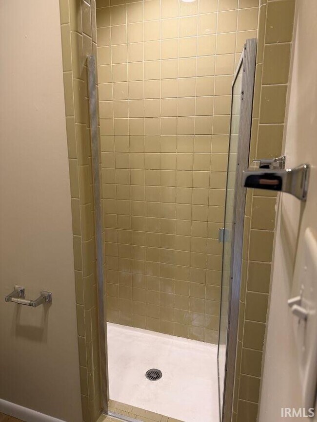 Foto del edificio - 223 E Winslow Rd