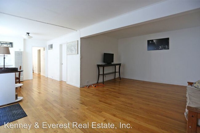 Foto del edificio - 2805-2805 Greenwich St