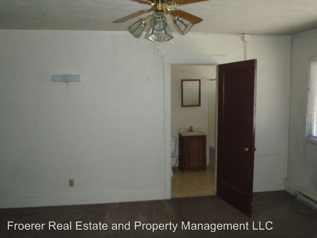 Building Photo - 3487 Riverdale Rd