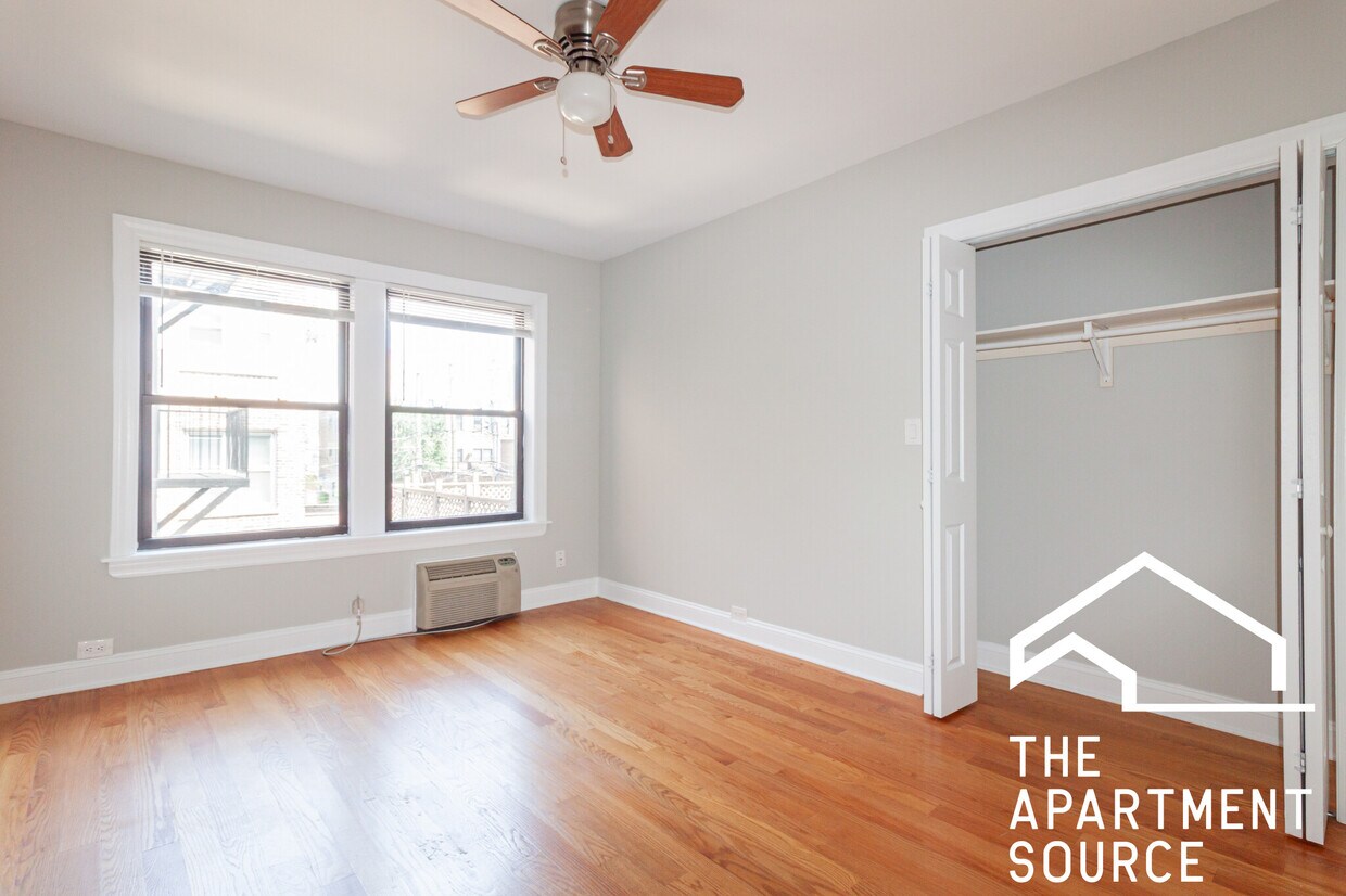 Photo - 837 W Wolfram St
