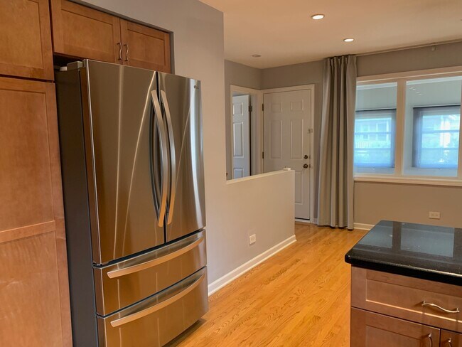 Foto del edificio - 7621 W Norridge St