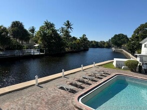 Building Photo - 1816 E Oakland Park Blvd
