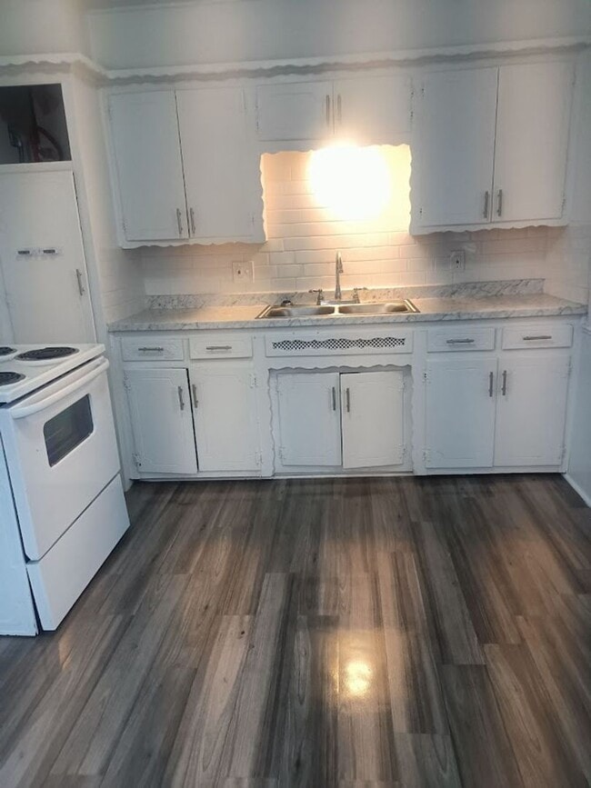 Foto del edificio - 133 SE 45th St