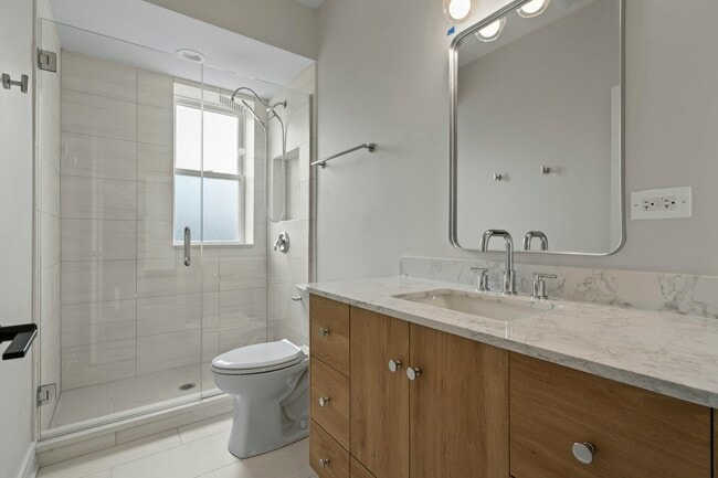 Foto del edificio - 432 S Maple Ave
