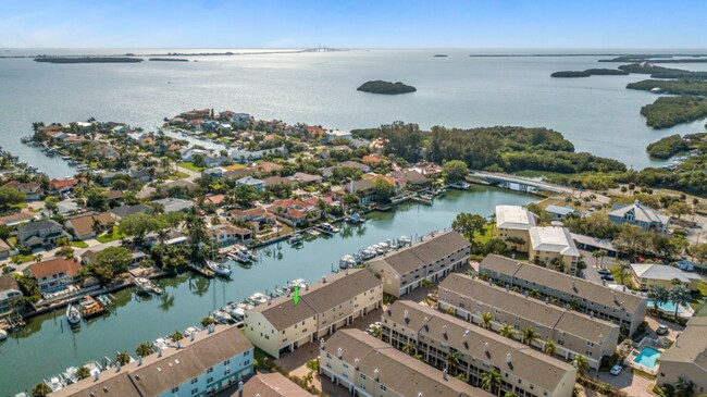 Building Photo - 1109 Pinellas Bayway S