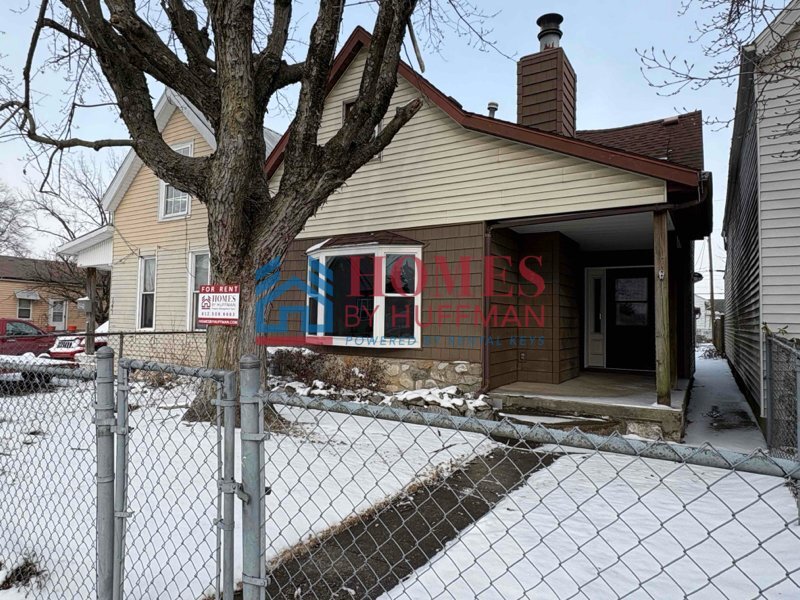 Primary Photo - Three Bedroom | Two Bath | Detached Garage