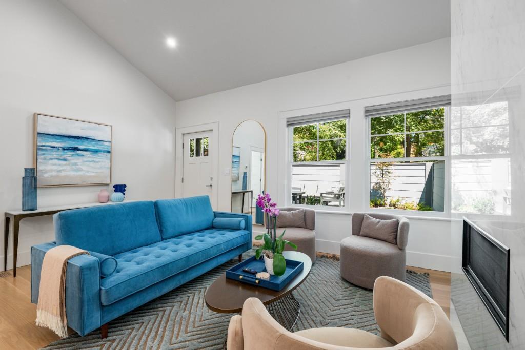 Foto principal - 413 8th St NE