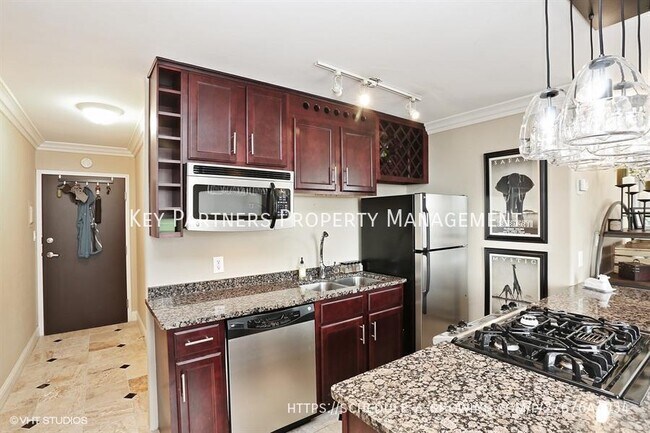 Foto del edificio - 700 E 8th St