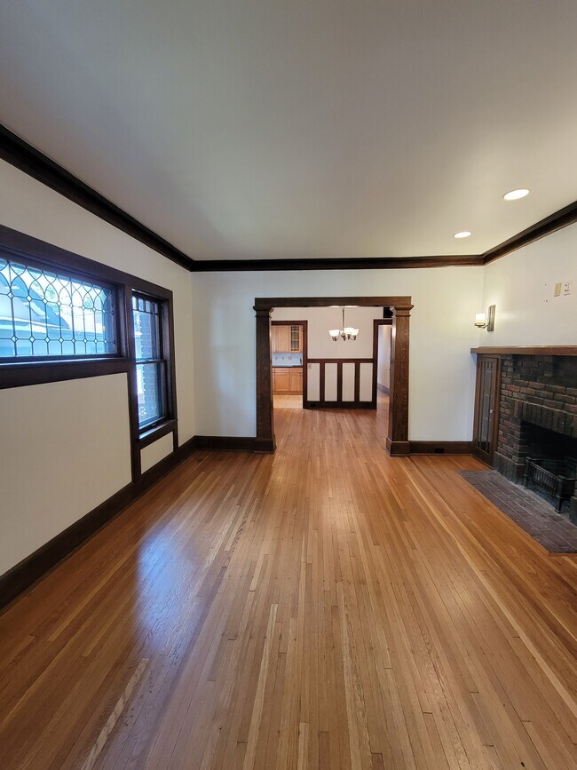 Foto del edificio - 3037 Knox Ave S