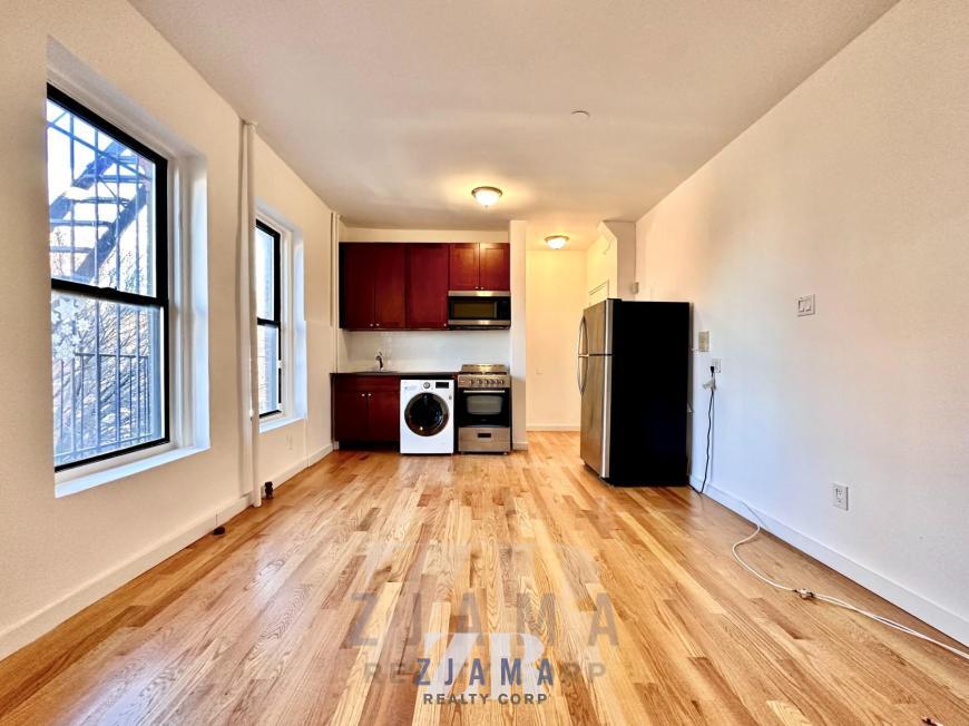 Primary Photo - 1 bedroom in Brooklyn NY 11217