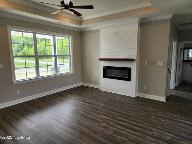 Building Photo - 111 Moss Cir
