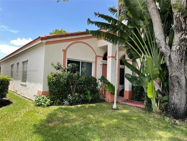Building Photo - 1601 SW 106th Terrace