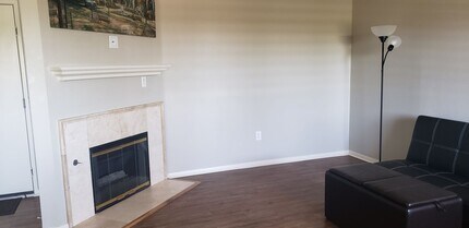 Building Photo - 5250 S Rainbow Blvd