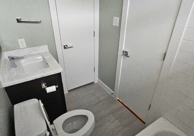 Photo - 1211 Thompson St Townhome