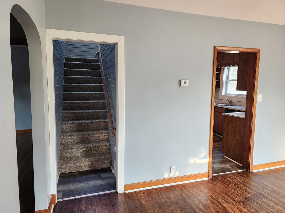 907 2nd St SE, Willmar, MN 56201 House Rental in Willmar, MN