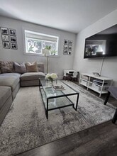 Building Photo - 20385 123 Av
