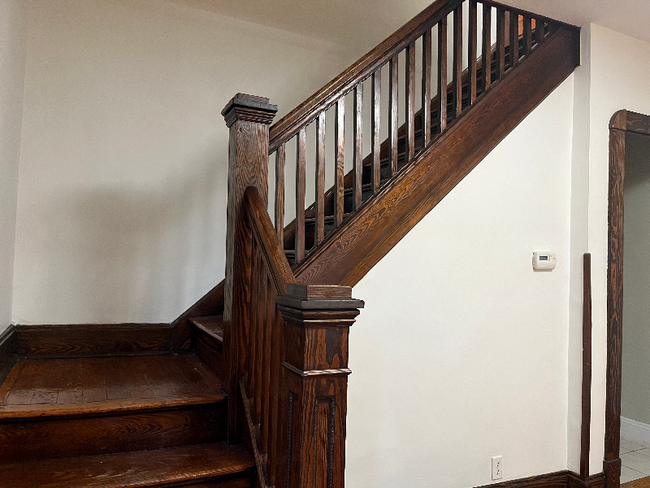 Building Photo - 2310 E 12th St