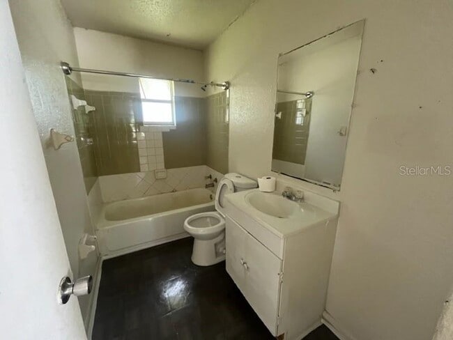 Building Photo - 505 Kilgore St