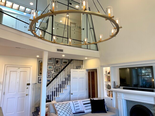 Foto del edificio - 62 Commonwealth Ave