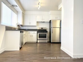 Building Photo - 3772 Lockland Dr