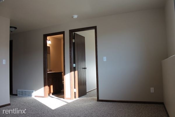 Foto principal - 3611 15th St S
