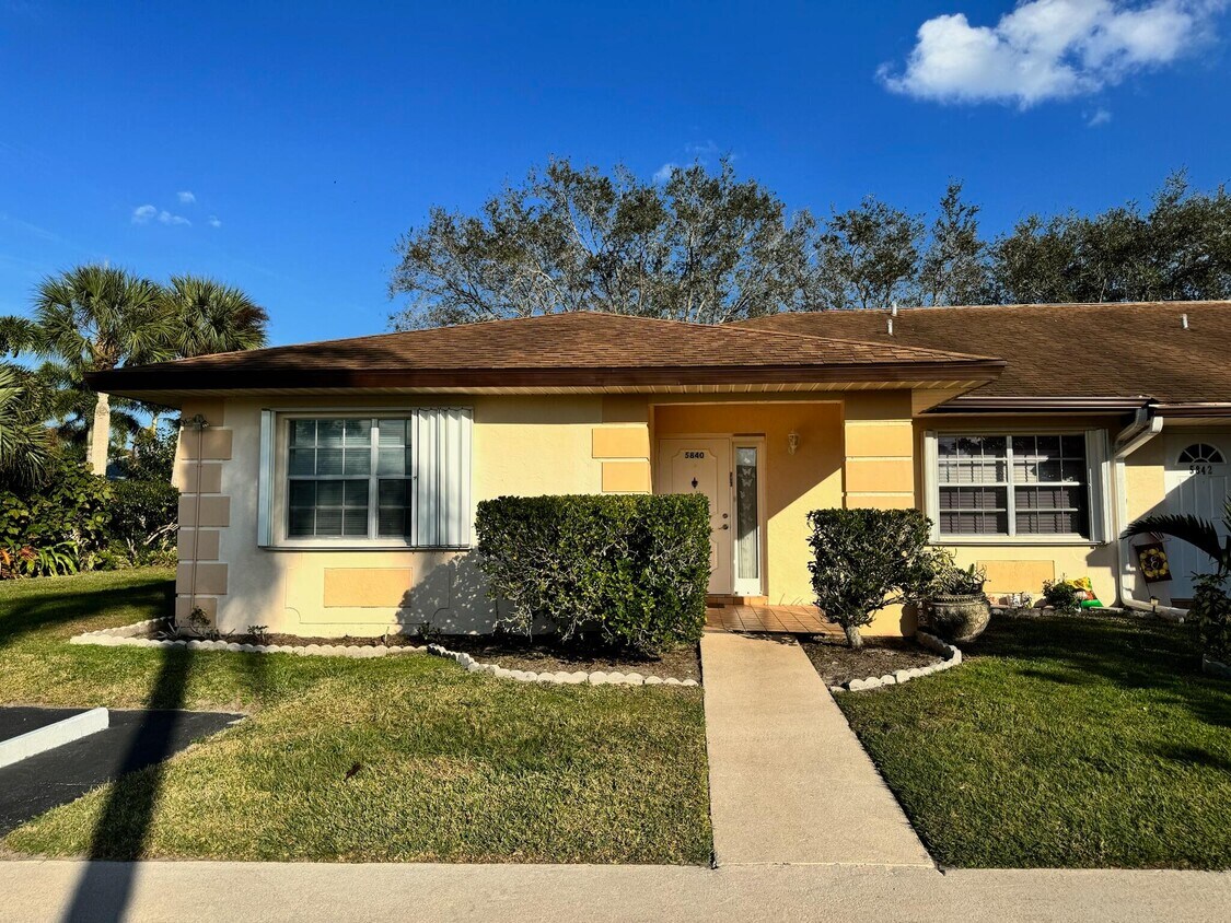 Primary Photo - 5840 Summerfield Ct