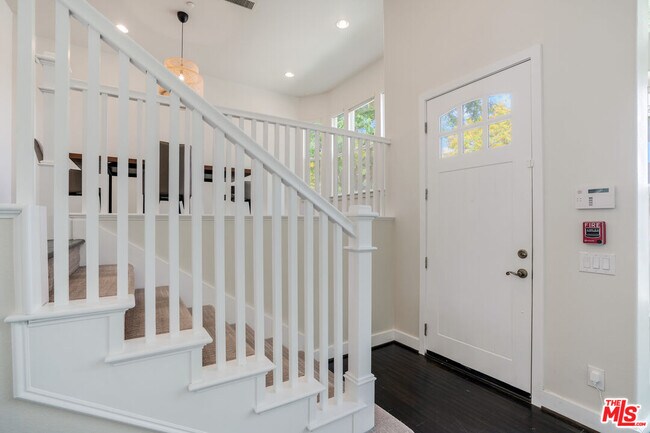 Foto del edificio - 6020 S Celedon Creek