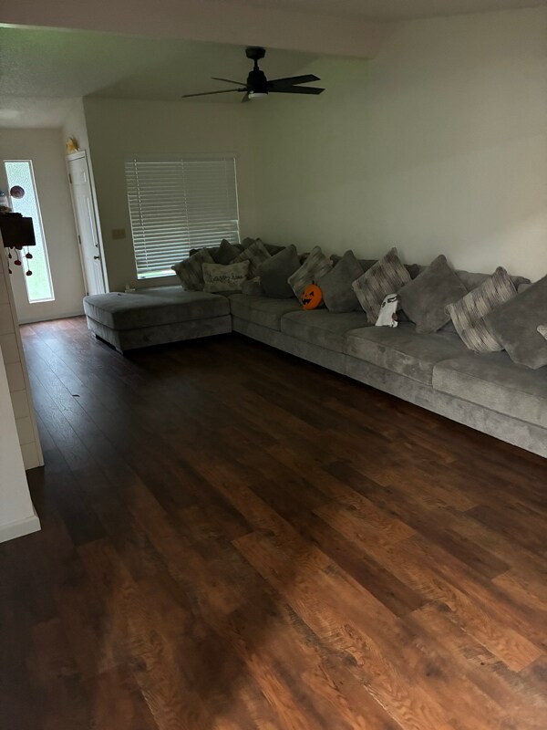 Foto del edificio - 6778 Herndon Pl