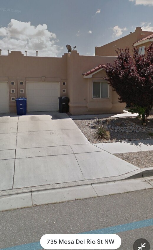 Primary Photo - 732 Mesa Del Rio St NW