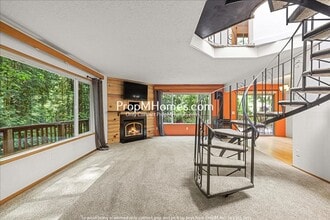 Building Photo - 22665 SW Schaltenbrand Ln