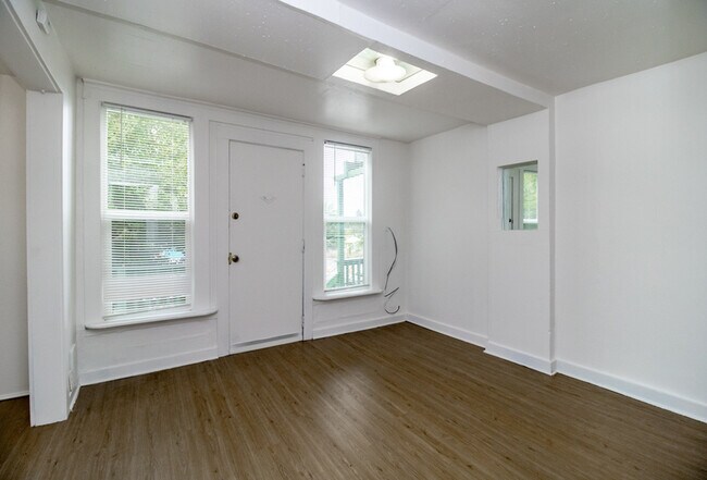 Foto del edificio - 14402 56th Ave S