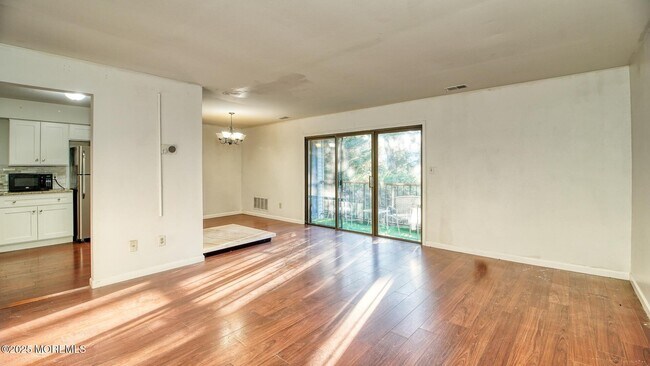 Foto del edificio - 78 Wyndham Pl