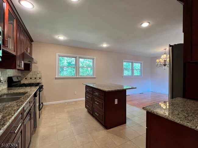 Building Photo - 36 Cortright Rd