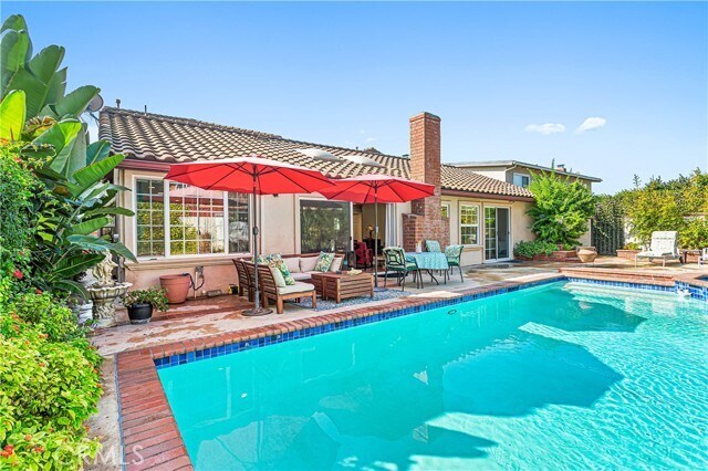 Foto del edificio - 5101 Chateau Cir