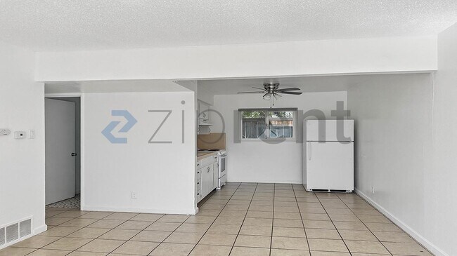 Foto del edificio - 132 W 18th St