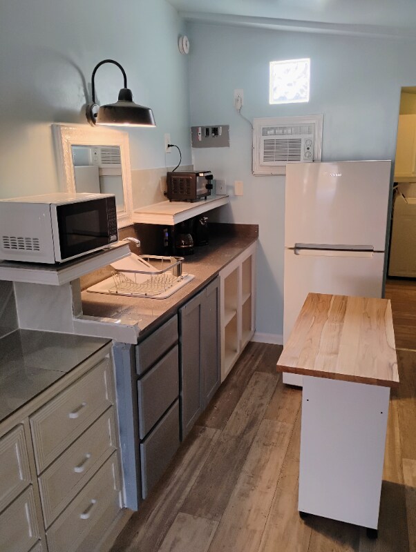 Foto del edificio - 902 Oak Ave