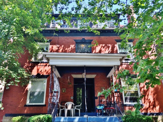 Building Photo - 1 br, 1 bath  - 335 S Negley Ave  December
