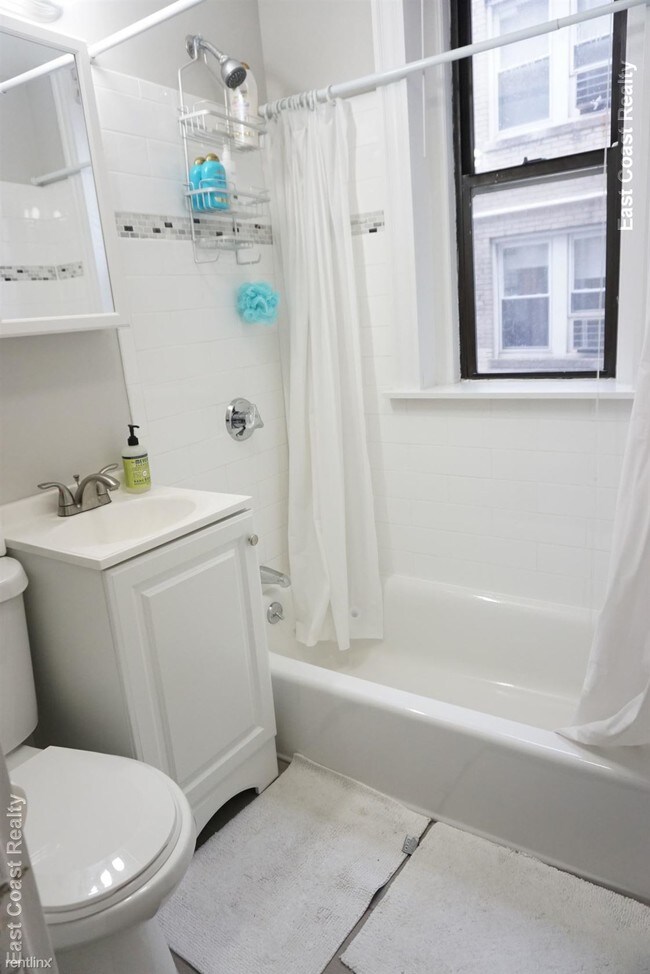 Building Photo - 1 br, 1 bath  - 56 Gardner St Apt 104 104