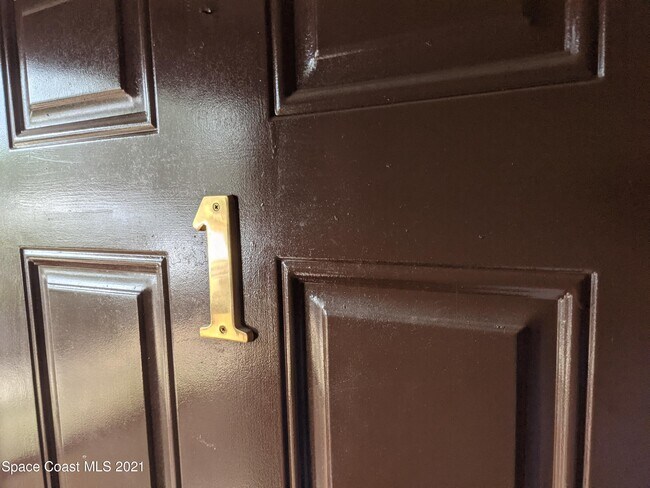 Foto del edificio - 323 Olmstead Dr