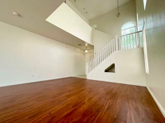 Foto del edificio - 5936 Wood Petal St