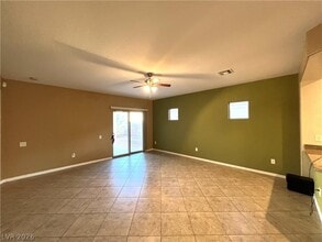 Building Photo - 4205 Gliding Gulls Ave