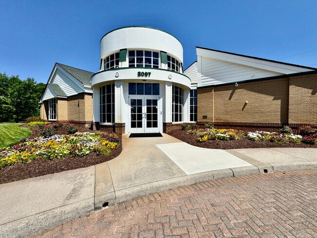 Foto del edificio - 988 Blanding Ct