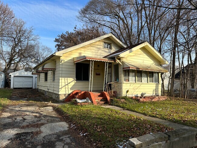 Foto del edificio - 2512 Tyrone St