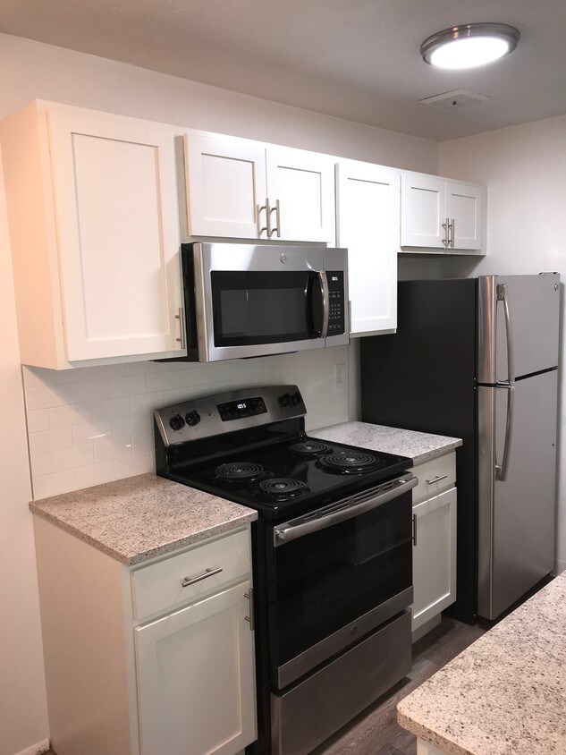 Skyview Manor Apartments Lakewood, OH