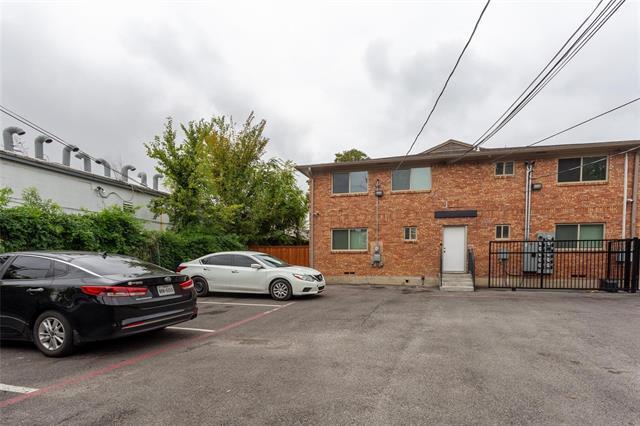 Building Photo - 4912 Gaston Ave