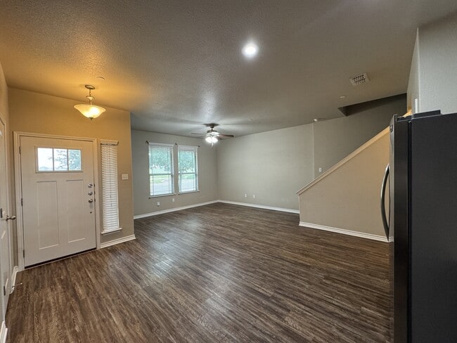 Building Photo - 623 Westfield Blvd