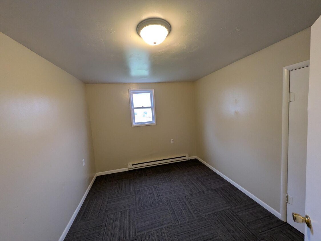 Foto principal - 1003 S Pittenger Rd